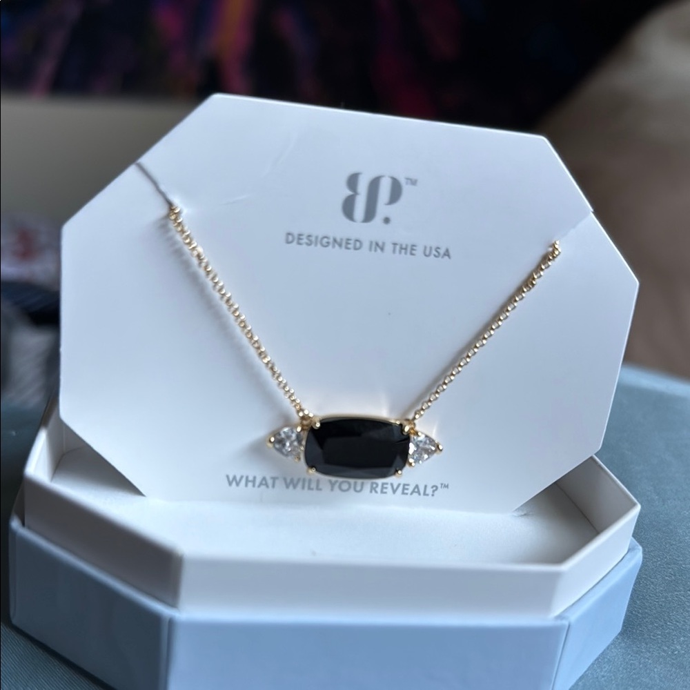 SOLD Bomb Party OG Magic in the Air, Black Onyx on Gold